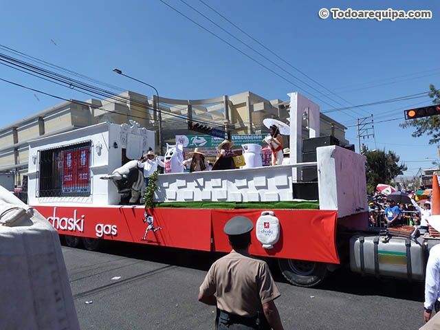 P1410892