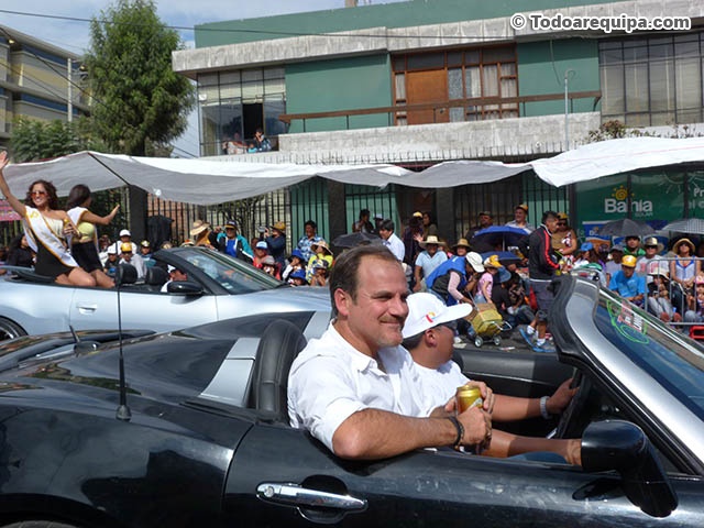 Omar Ruiz de Somocurcio en el corso