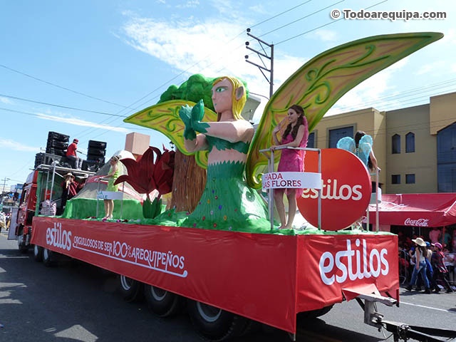Tienda Estilos - carro alegórico