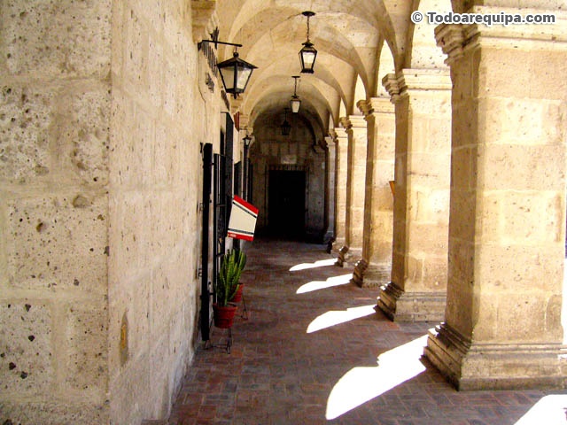 claustros-arequipa
