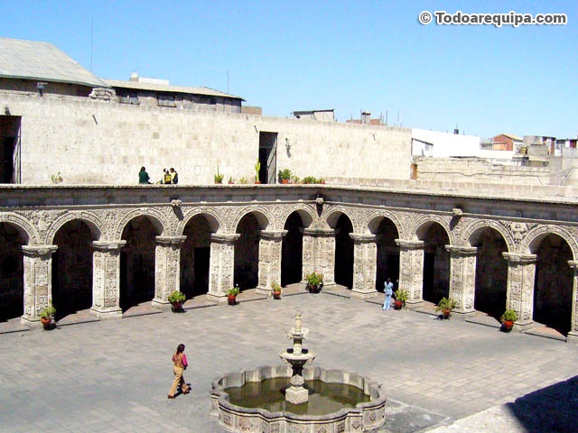 claustros-compania-arequipa