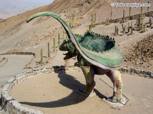 dinosarios-en-querullpa-castilla