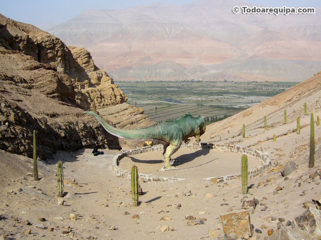 dinosaurio-castilla-arequipa