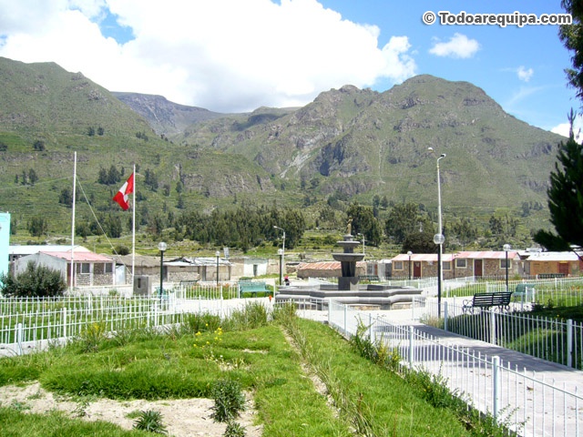 plaza-principal-de-maca