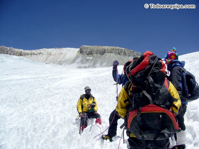 Guías de montaña en el Ampato