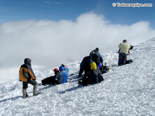 Descansando sobre las nieves del nevado Coropuna