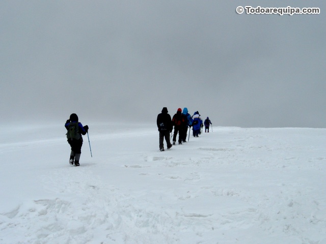 Siguiendo el camino de regreso al campamento