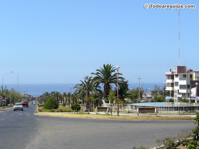 Avenida Mariscal Castilla - Mollendo