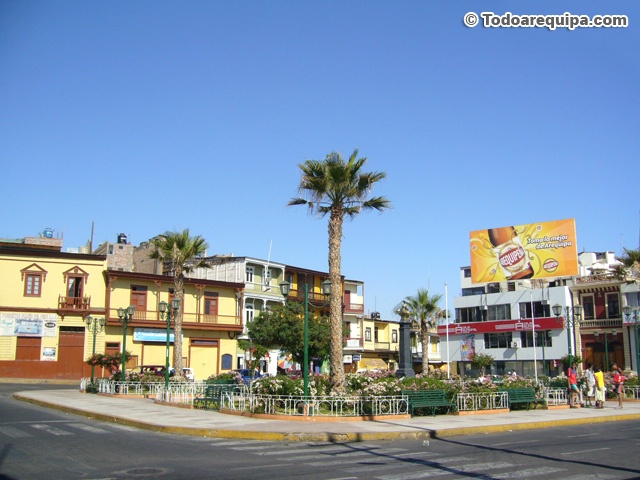 Plaza Francisco Bolognesi