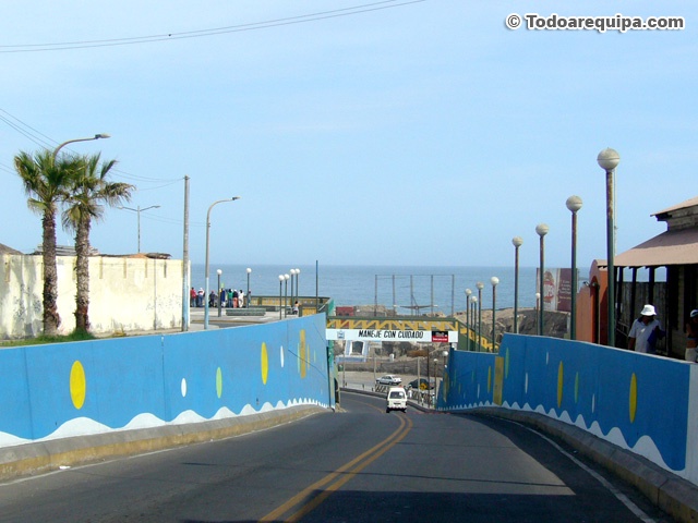 Bajada a las playas de Mollendo