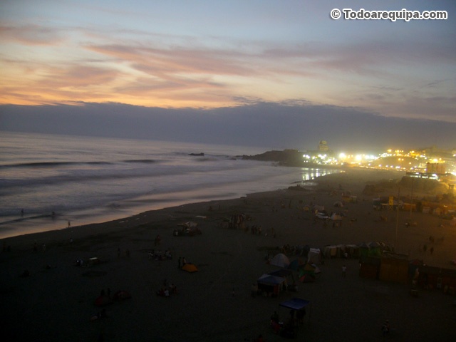 playa-de-noche