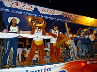 Cademia Bryce en el Corso de Arequipa