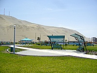 plaza-en-la-punta-camana