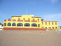 Frontis del Hotel de Turistas en Chala