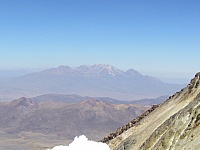Foto del volcán Chachani desde el nevado Ampato