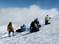 Descansando sobre las nieves del nevado Coropuna